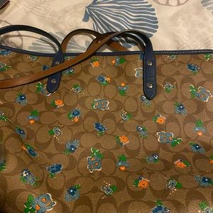 Coach purse with matching wallet